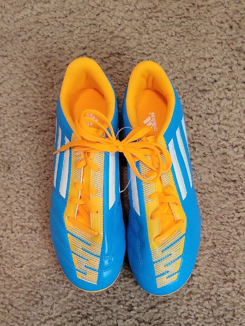 Adidas Kids/Male  Blue and Yellow Soccer Cleats SZ 4